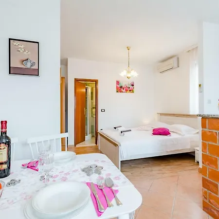 Apartment Vijad Sutivan