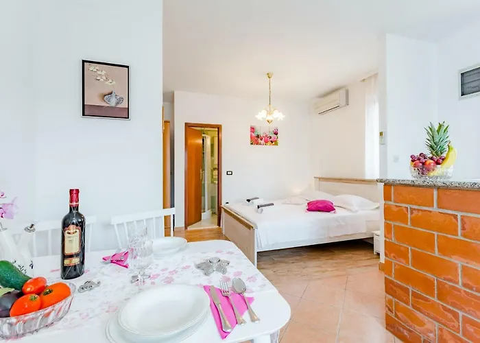 Lägenhet Vijad Sutivan